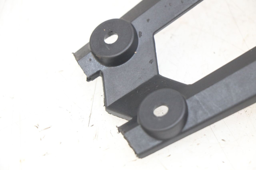 photo de BAVETTE ARRIERE SHERCO SM-R 50 (2018 - 2021) - Points de fixation