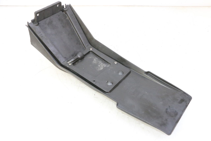 photo de BAVETTE ARRIERE APRILIA SR R 2T LC 50 (2018 - 2021) - Zoom état d’usage