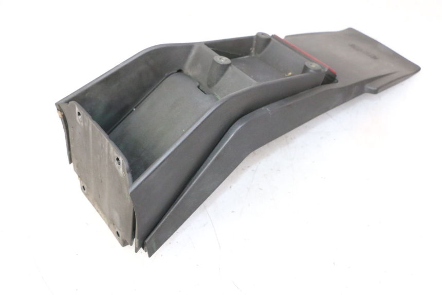 photo de BAVETTE ARRIERE APRILIA SR R 2T LC 50 (2018 - 2021) - Gros plan technique