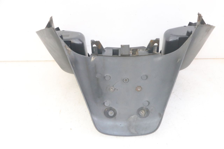 photo de BAVETTE ARRIERE PIAGGIO SUPER LX 125 (2000 - 2003) - Autre angle de vue