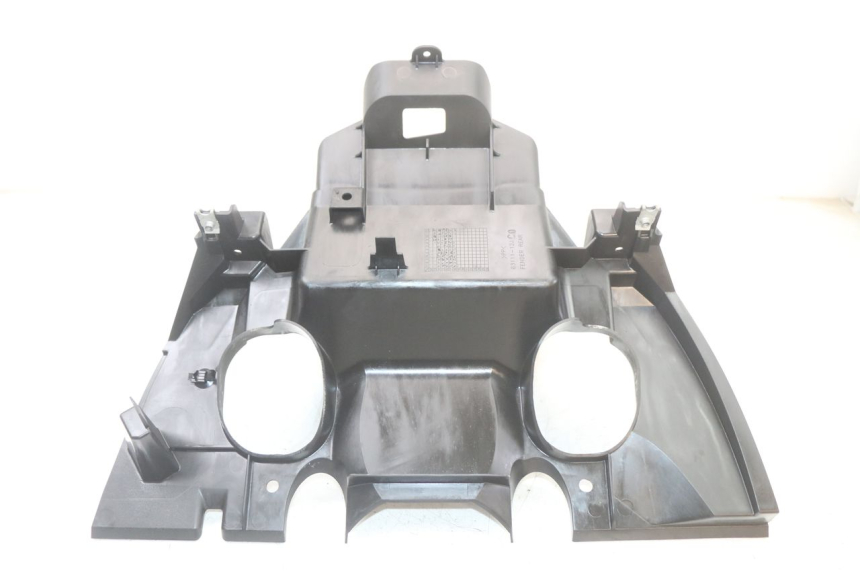 photo de BAVETTE ARRIERE SUZUKI BURGMAN 125 (2018 - 2021) - Gros plan technique