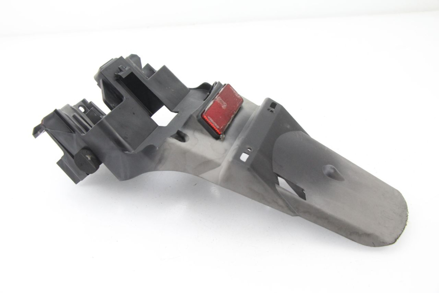 photo de BAVETTE ARRIERE SYM TONIK 125 (2010 - 2014) - Gros plan technique