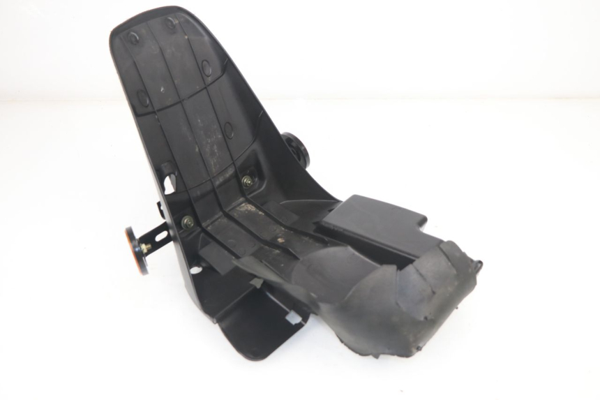 photo de BAVETTE ARRIERE BAOTIAN TRAVEL SPIRIT 50 (2010 - 2012) - Détail de la pièce