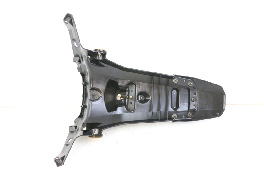 photo de BAVETTE ARRIERE PEUGEOT TWEET 4T 50 (2023 - 2025) - Détail de la pièce