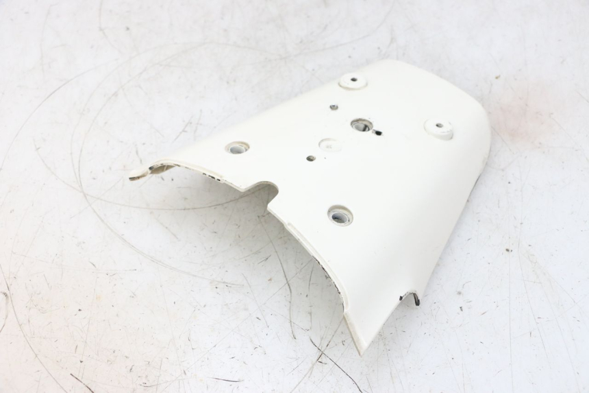 photo de BAVETTE ARRIERE PIAGGIO VESPA GTS SUPER IE 125 (2009 - 2016) - Gros plan technique