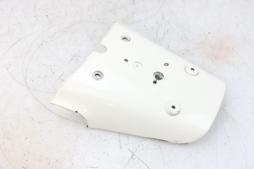 photo de BAVETTE ARRIERE PIAGGIO VESPA GTS SUPER IE 125 (2009 - 2016) - Vue d’ensemble