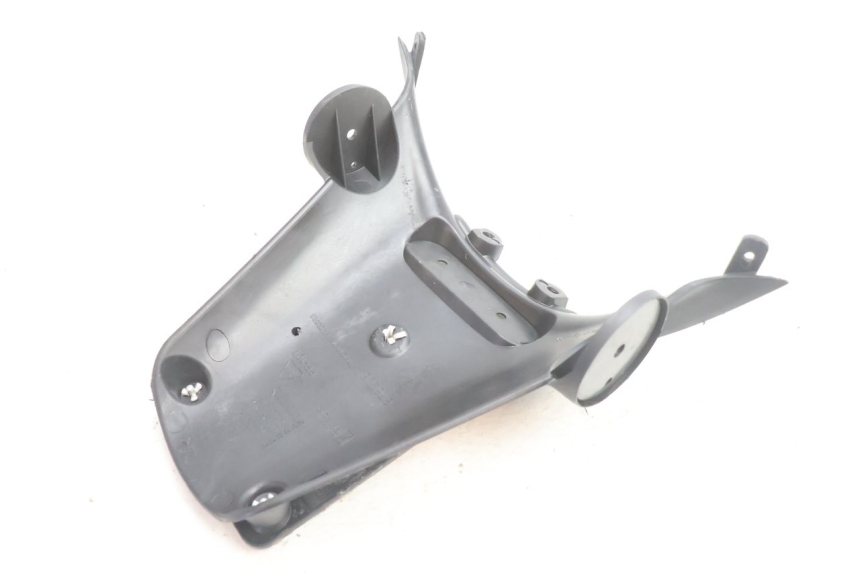 photo de BAVETTE ARRIERE PIAGGIO VESPA PRIMAVERA 2T 50 (2013 - 2018) - État de surface