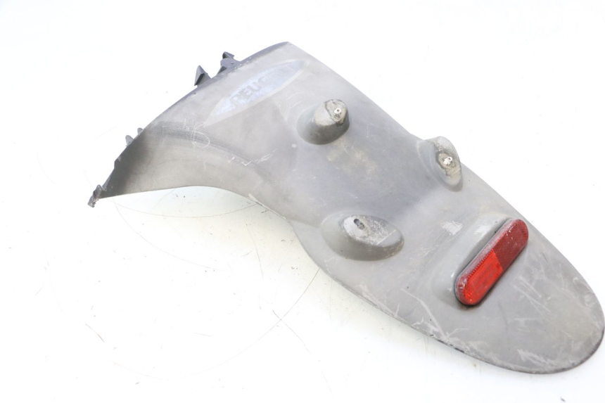 photo de BAVETTE ARRIERE PEUGEOT VIVACITY 50 (1998 - 2003) - Gros plan technique
