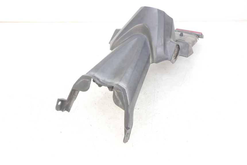 photo de BAVETTE ARRIERE SYM WOLF SB 125 (2011 - 2018) - Autre angle de vue
