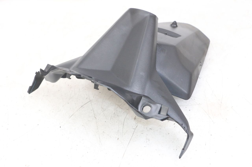 photo de BAVETTE ARRIERE YAMAHA XMAX X-MAX ABS 125 (2017 - 2020) - Autre angle de vue