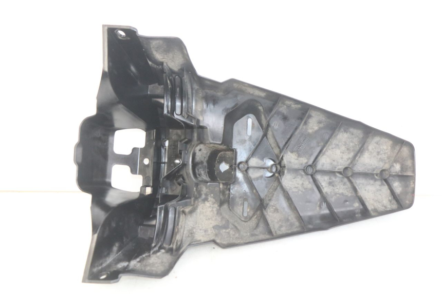 photo de BAVETTE ARRIERE YAMAHA XMAX X-MAX 125 (2006 - 2009) - Autre angle de vue