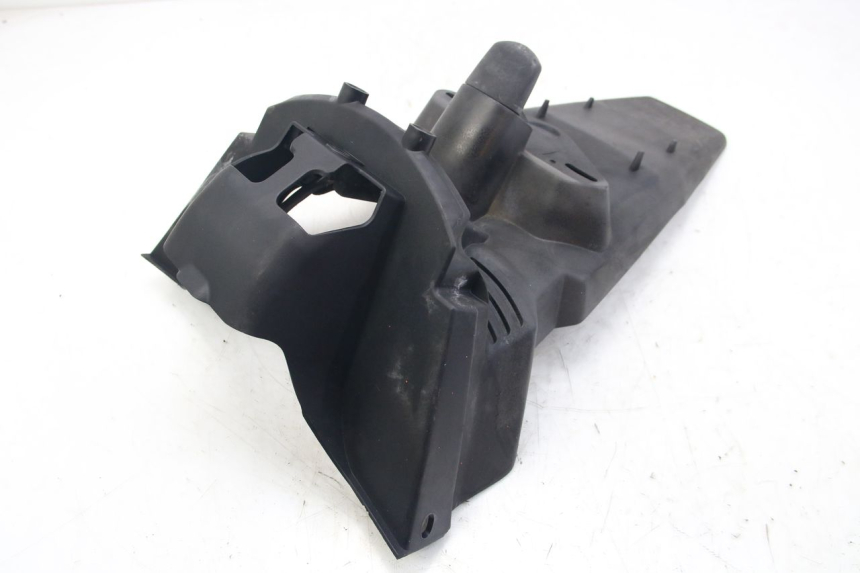photo de BAVETTE ARRIERE YAMAHA XMAX X-MAX 125 (2006 - 2009) - Zoom état d’usage