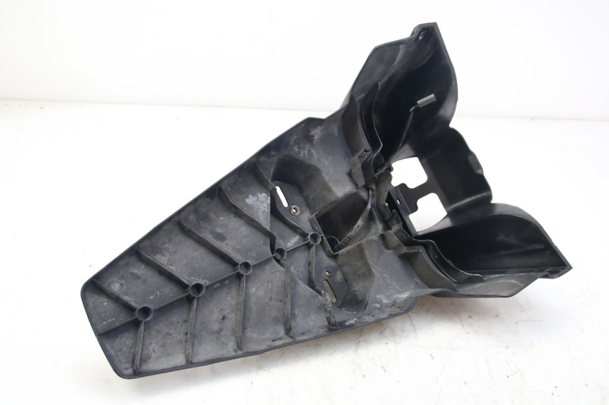 photo de BAVETTE ARRIERE YAMAHA XMAX X-MAX 125 (2006 - 2009) - Points de fixation