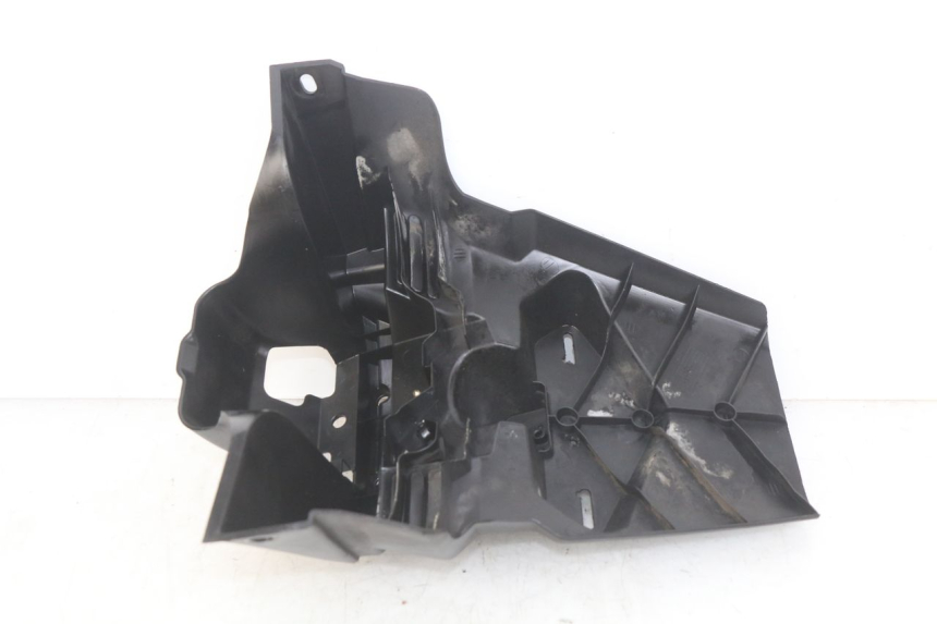 photo de BAVETTE ARRIERE YAMAHA XMAX X-MAX 125 (2006 - 2009) - Zoom état d’usage