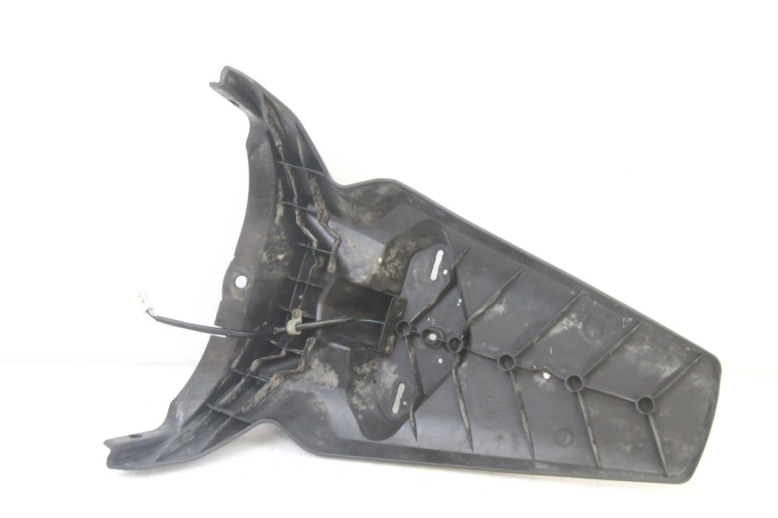 photo de BAVETTE ARRIERE YAMAHA X-MAX XMAX 125 (2010 - 2013) - Points de fixation