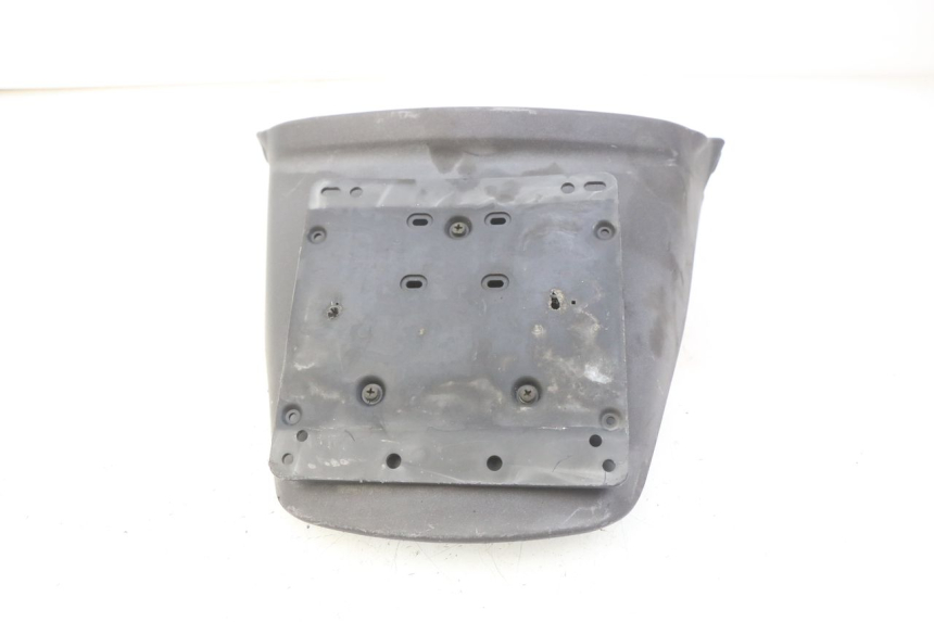 photo de BAVETTE ARRIERE PIAGGIO X8 125 (2004 - 2007) - Vue principale