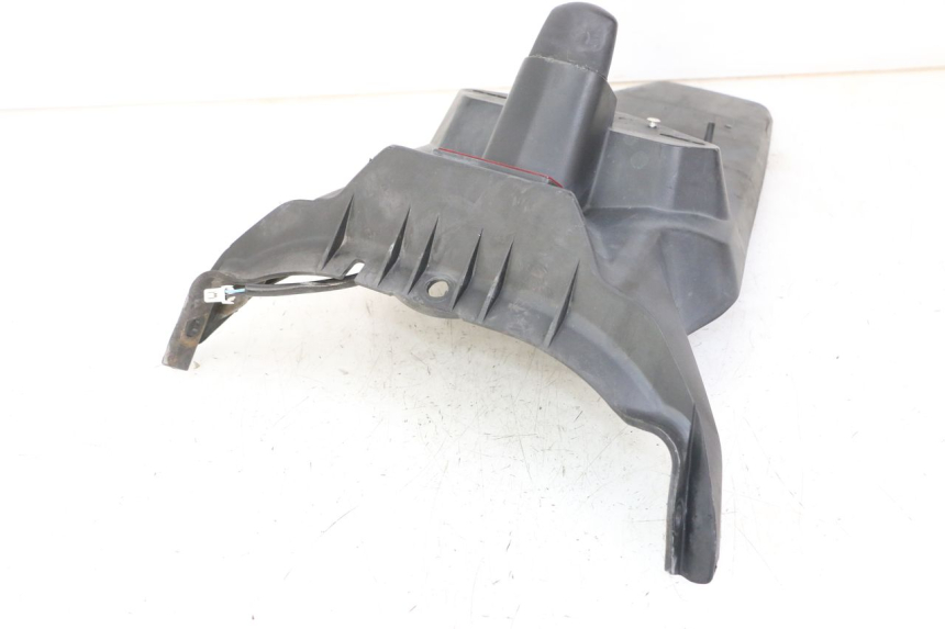 photo de BAVETTE ARRIERE YAMAHA X-MAX XMAX ABS 250 (2010 - 2014) - Autre angle de vue