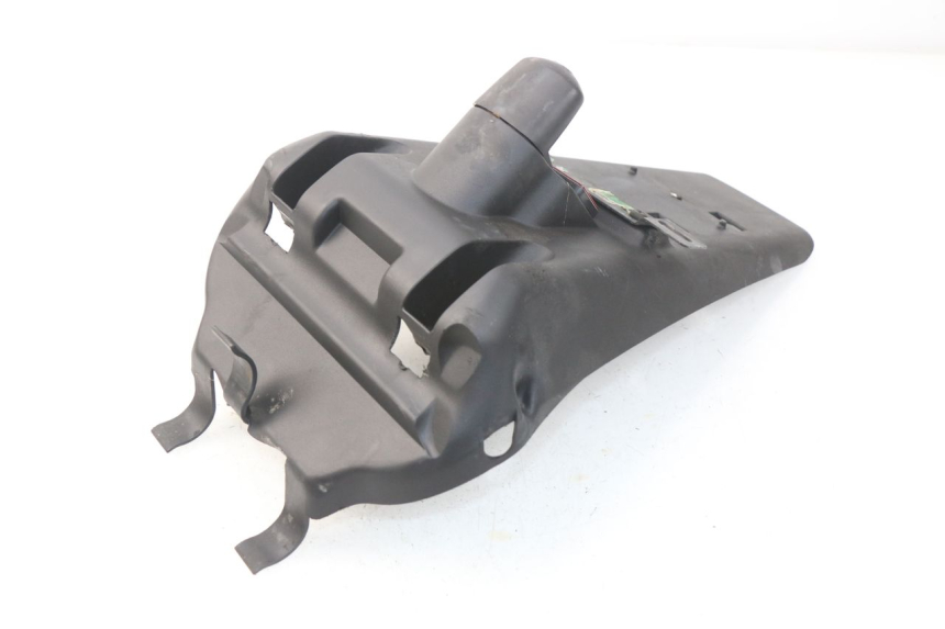 photo de BAVETTE ARRIERE YAMAHA YP MAJESTY 125 (2007 - 2010) - Autre angle de vue