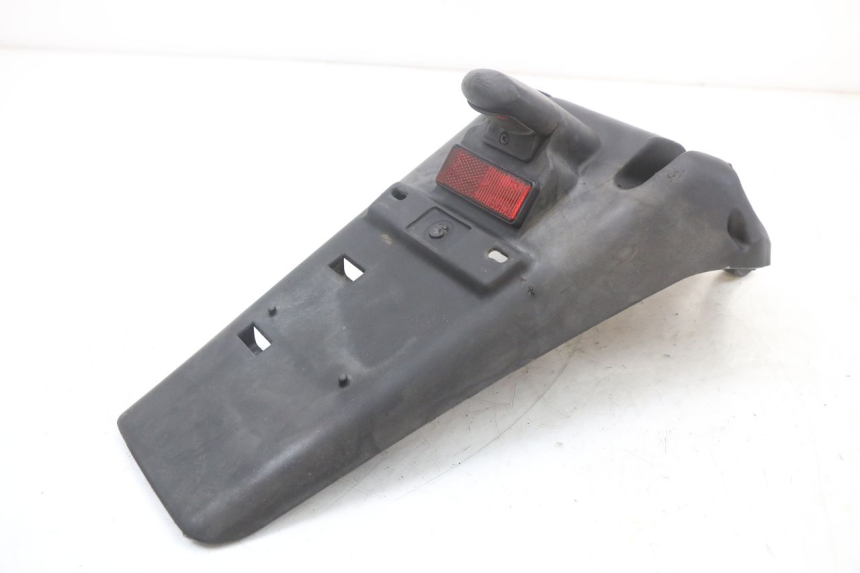 photo de BAVETTE ARRIERE YAMAHA YP MAJESTY 125 (2002 - 2006) - Détail de la pièce