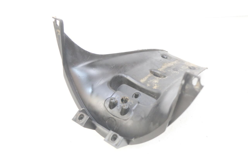 photo de BAVETTE ARRIERE PIAGGIO ZIP 4T 50 (2018 - 2020) - Détail de la pièce