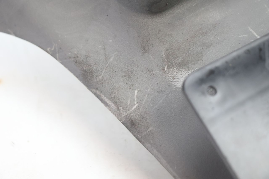 photo de BAVETTE ARRIERE PIAGGIO ZIP 4T 50 (2006 - 2017) - Gros plan technique
