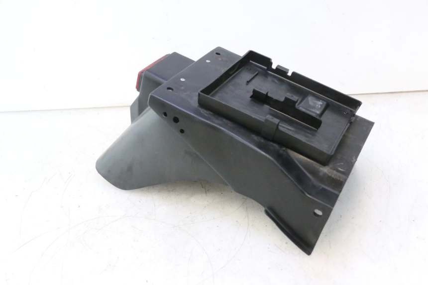 photo de BAVETTE ARRIERE KAWASAKI ZZR 600 (1995 - 2004) - Gros plan technique