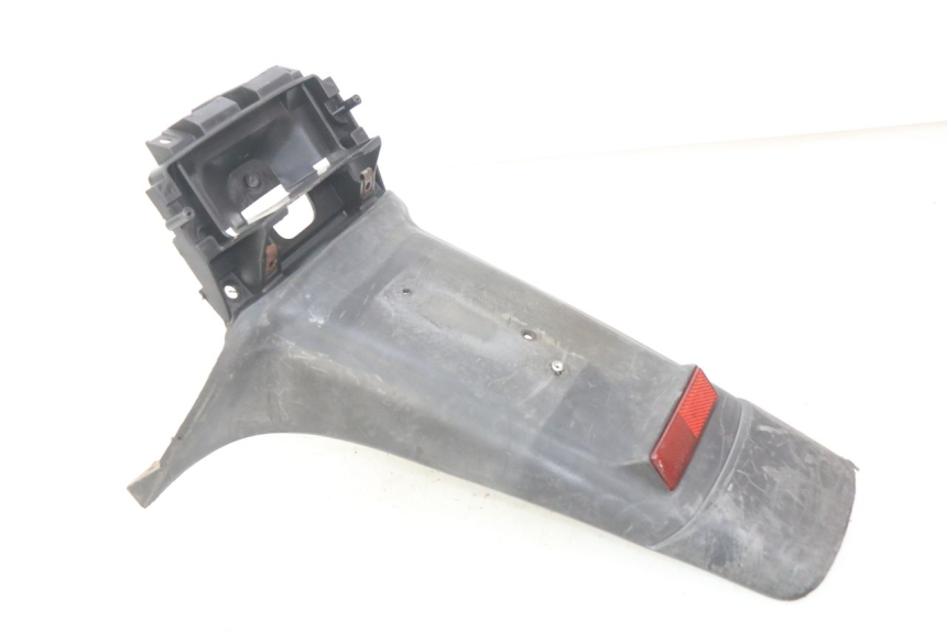 photo de BAVETTE PIAGGIO TYPHOON 50 (1993 - 1999) - Points de fixation