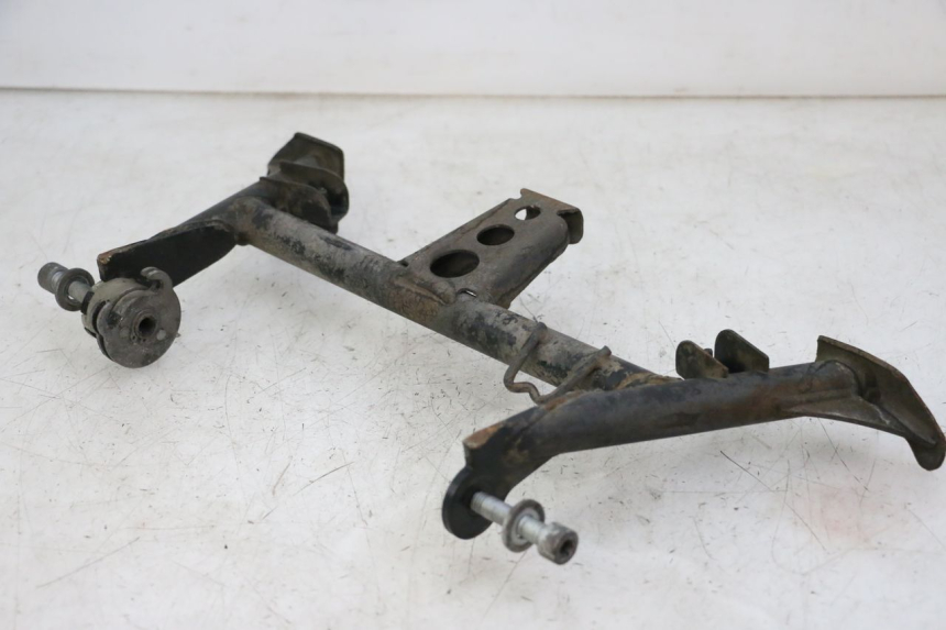 photo de BEQUILLE CENTRALE BMW C1 125 (2000 - 2003) - Zoom état d’usage