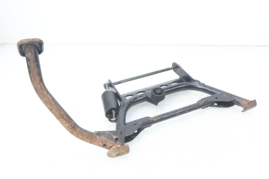 photo de BEQUILLE CENTRALE YAMAHA BW'S BWS 125 (2010 - 2013) - Gros plan technique