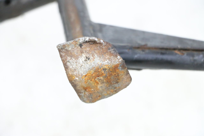 photo de BEQUILLE CENTRALE ORCAL CAVARO 4T 50 (2019 - 2023) - État de surface