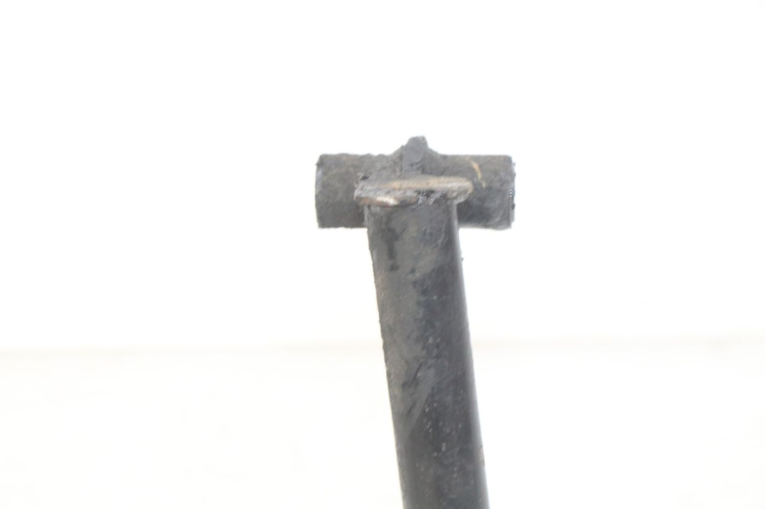 photo de BEQUILLE CENTRALE HONDA CBR F SC25 1000 (1989 - 1992) - Marquages et références