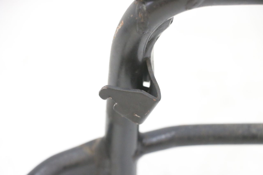 photo de BEQUILLE CENTRALE SYM CROX 4T 50 (2016 - 2023) - Gros plan technique