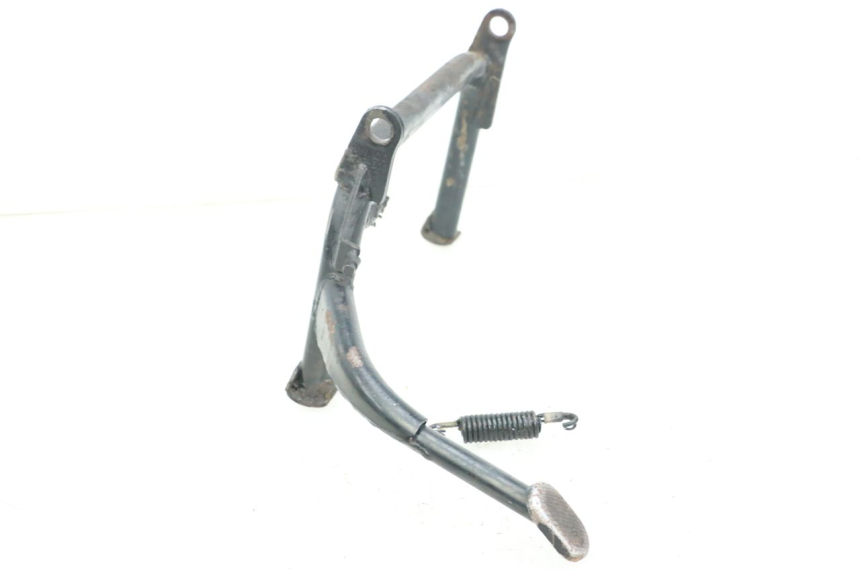 photo de BEQUILLE CENTRALE KYMCO DINK STREET 125 (2009 - 2014) - Gros plan technique