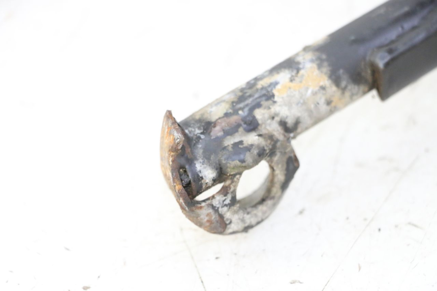 photo de BEQUILLE CENTRALE PEUGEOT ELYSTAR 50 (2002 - 2014) - Zoom état d’usage