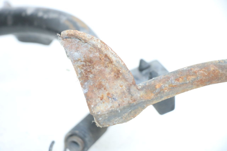 photo de BEQUILLE CENTRALE PIAGGIO FLY 125 (2005 - 2012) - Zoom état d’usage