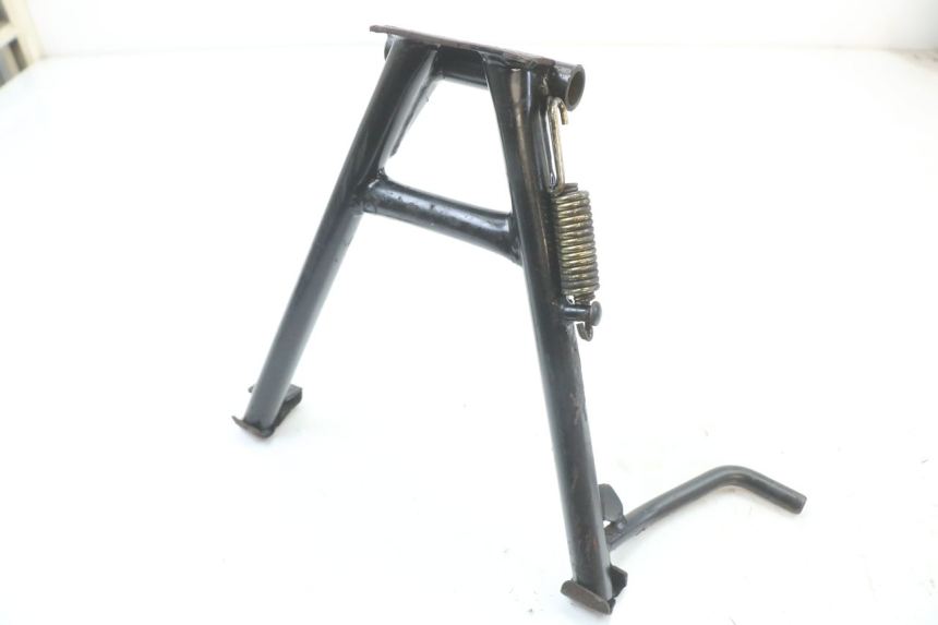 photo de BEQUILLE CENTRALE HYOSUNG GF 125 (2001 - 2005) - Détail de la pièce