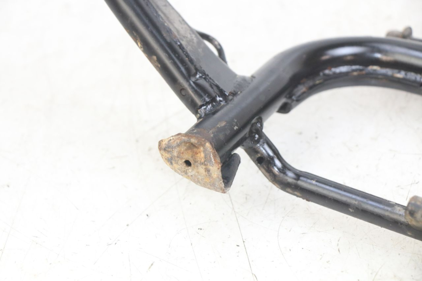 photo de BEQUILLE CENTRALE SYM GTS EFI 125 (2012 - 2016) - Autre angle de vue