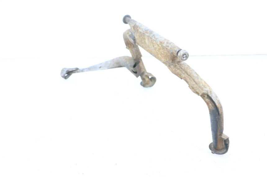 photo de BEQUILLE CENTRALE SYM GTS EVO 125 (2009 - 2013) - Gros plan technique