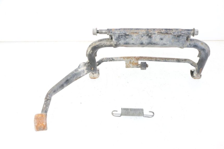 photo de BEQUILLE CENTRALE SYM JOYMAX 125 (2010 - 2017) - Gros plan technique