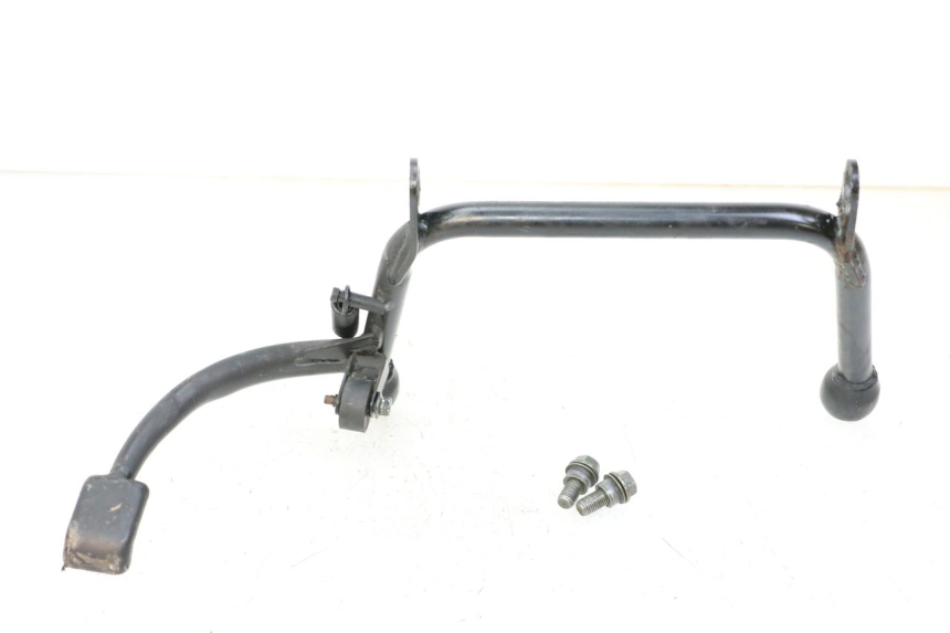 photo de BEQUILLE CENTRALE LONGJIA SHARPY 125 (2020 - 2024) - Gros plan technique