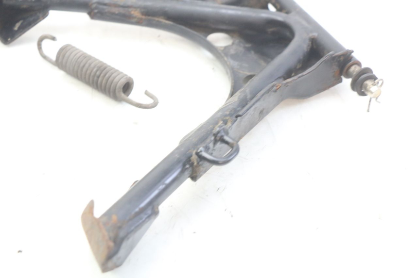 photo de BEQUILLE CENTRALE PEUGEOT LUDIX 50 (2005 - 2007) - Détail de la pièce