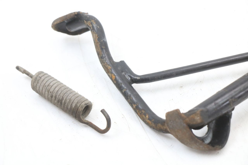 photo de BEQUILLE CENTRALE PEUGEOT LUDIX 50 (2005 - 2007) - Points de fixation