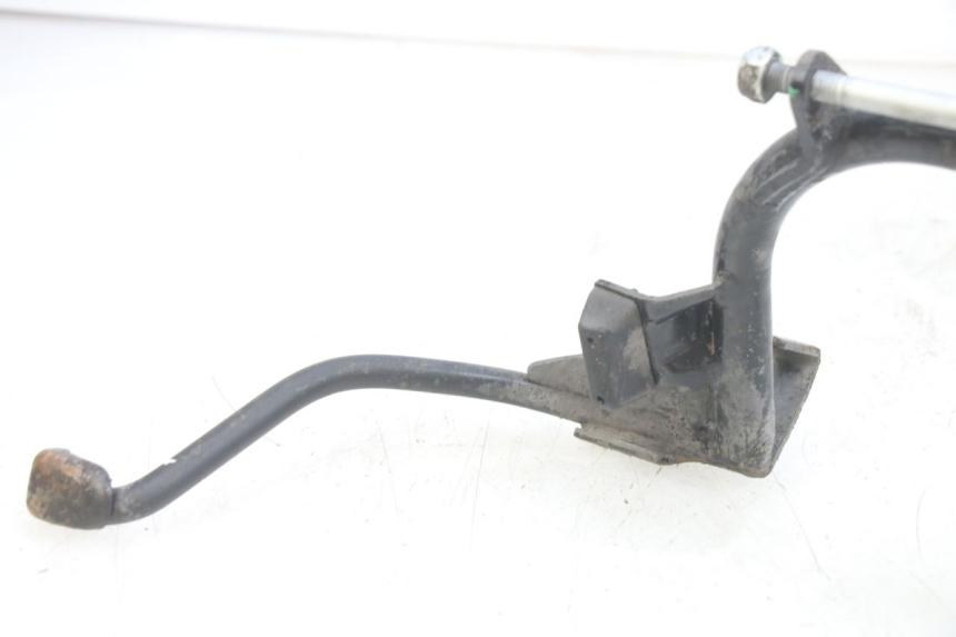 photo de BEQUILLE CENTRALE PIAGGIO MEDLEY 125 (2016 - 2023) - Zoom état d’usage