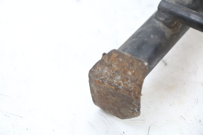 photo de BEQUILLE CENTRALE PIAGGIO MP3 LT 400 (2007 - 2012) - Points de fixation