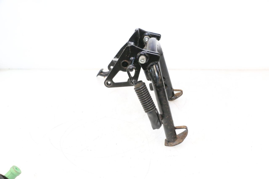 photo de BEQUILLE CENTRALE PIAGGIO MP3 LT 400 (2007 - 2012) - Zoom état d’usage
