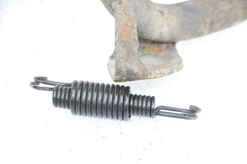 photo de BEQUILLE CENTRALE PIAGGIO MP3 125 (2006 - 2014) - Zoom composants