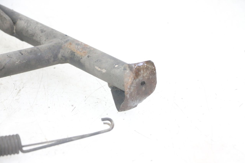 photo de BEQUILLE CENTRALE HONDA NTV DEAUVILLE ABS 700 (2007 - 2016) - Gros plan technique