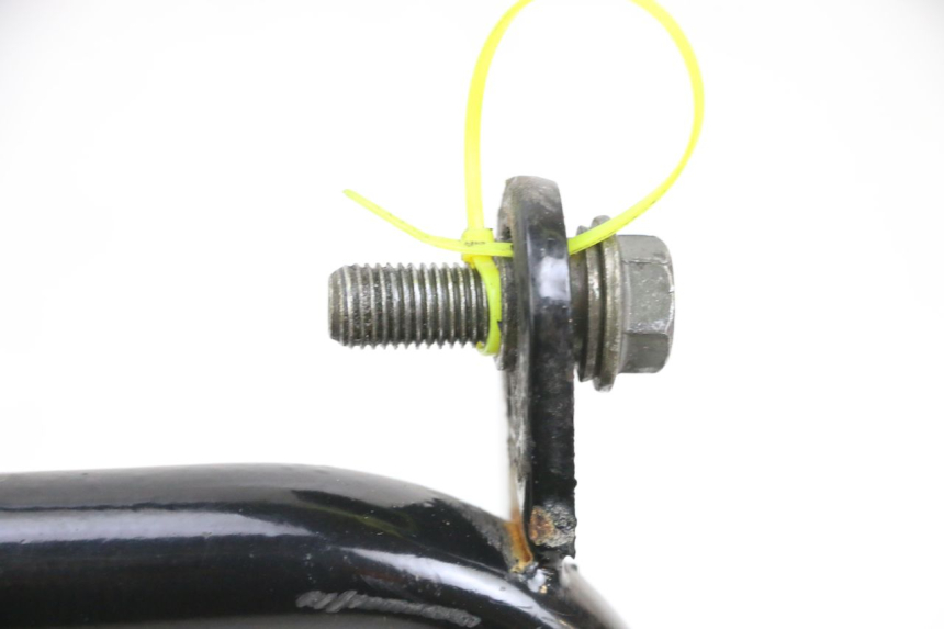 photo de BEQUILLE CENTRALE EFUN PUSA 1 - Gros plan technique