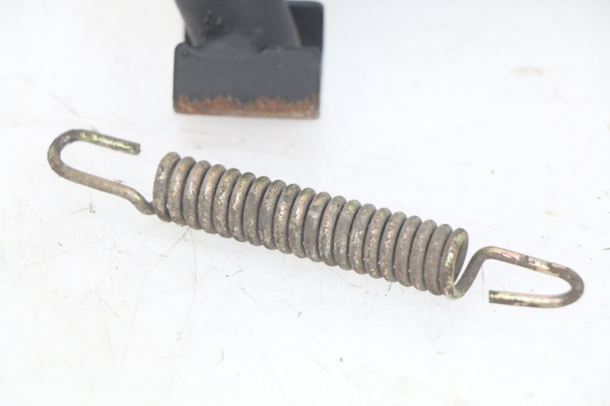 photo de BEQUILLE CENTRALE YAMASAKI RAPTOR 50 (2013 - 2018) - Gros plan technique