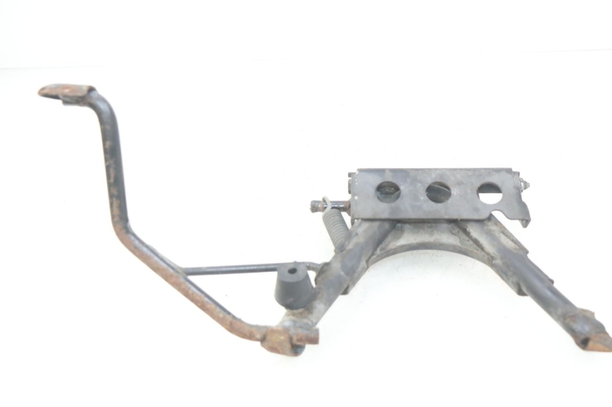 photo de BEQUILLE CENTRALE PEUGEOT SATELIS 125 (2010 - 2012) - Autre angle de vue